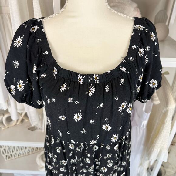 Maurice’s sz. Medium black white baby doll daisy feminine sundress casual #4051 - Picture 6 of 10